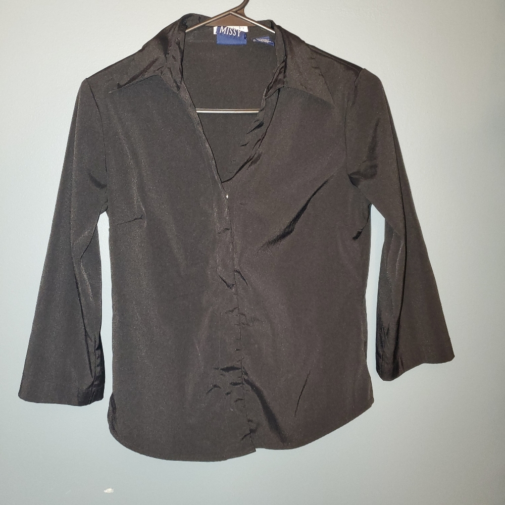 Women's 3/4 button down